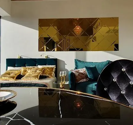 Hanza Tower Diamond Class